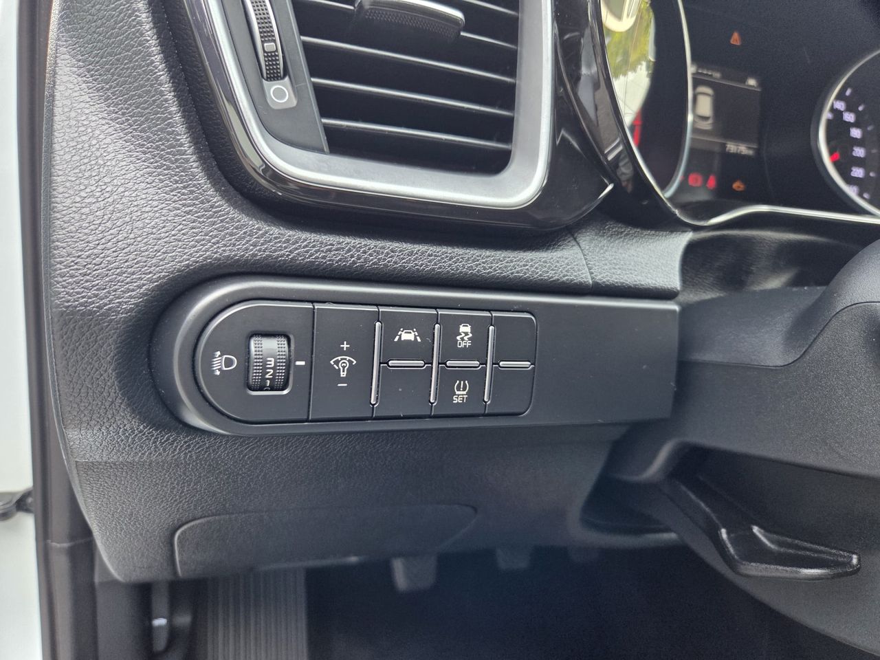 Kia XCeed 1.0 TGDI TECH 120 CV  - Foto 2