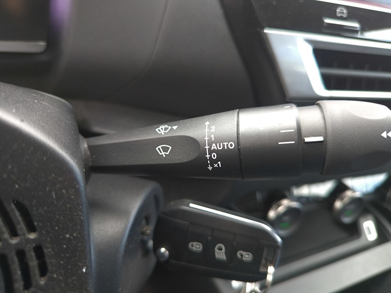 Citroën C4 PURE TECH 130 CV FEEL PACK  - Foto 2