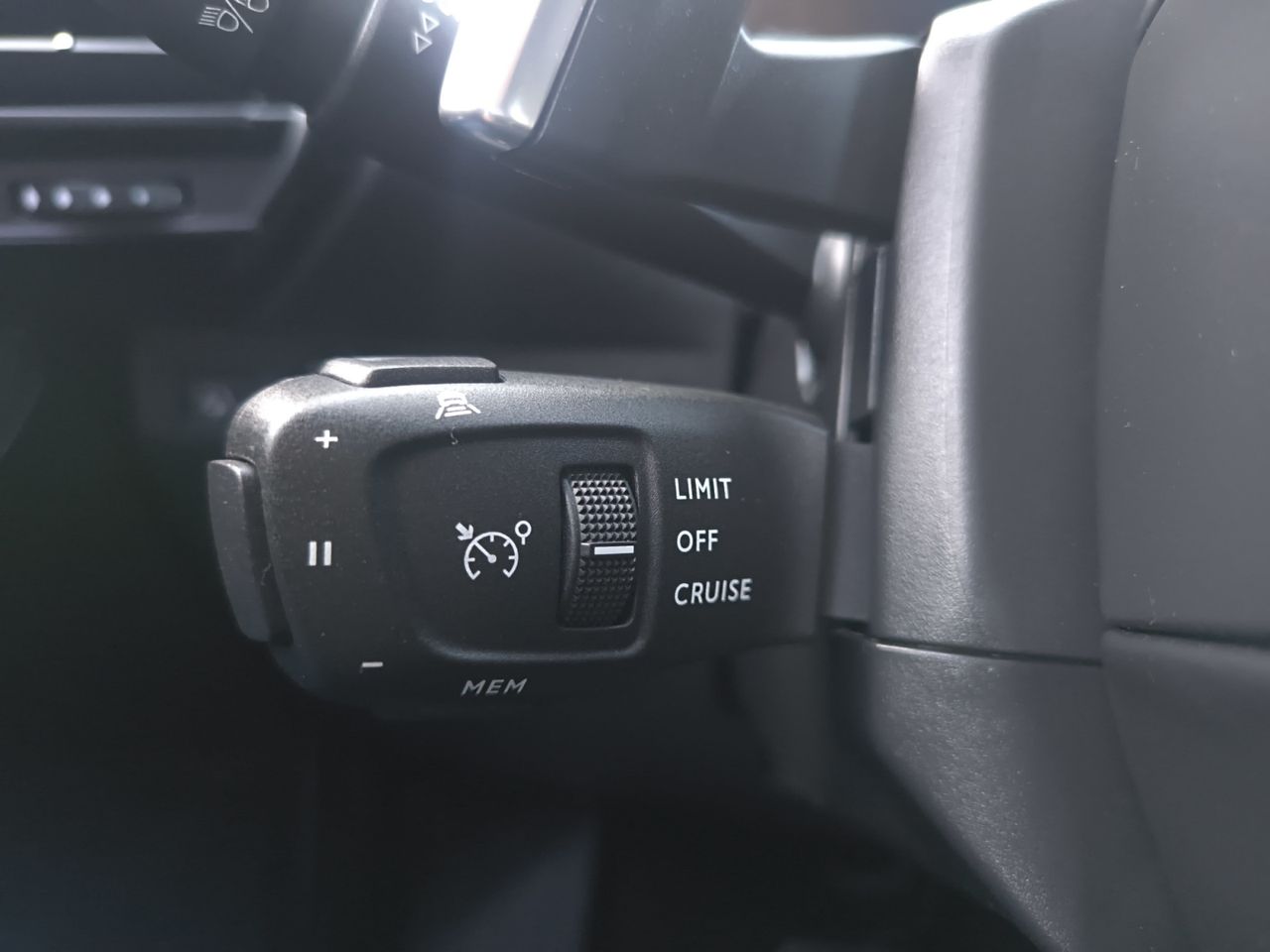 DS DS 7 CROSSBACK BLUE HDI 130 CV AUT SO CHIC  - Foto 2