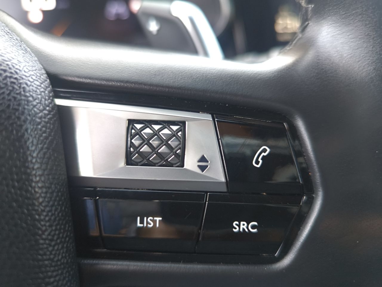 DS DS 7 CROSSBACK BLUE HDI 130 CV AUT SO CHIC  - Foto 2