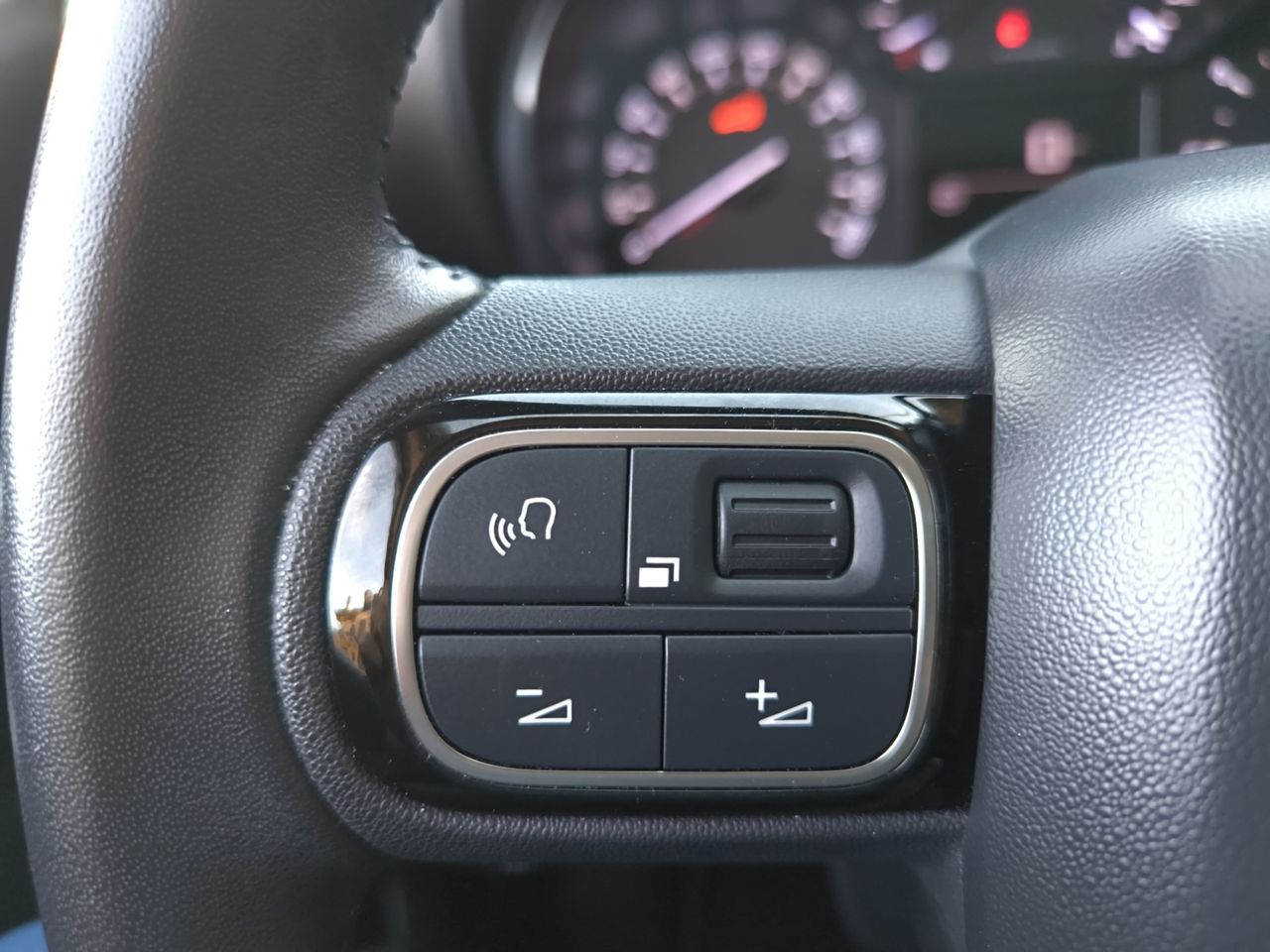 Citroën C3 Aircross BLUE HDI 110 CV C SERIES  - Foto 2