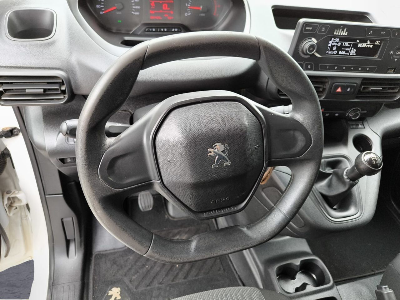 Peugeot Partner PRO LONG 1000 KG BLUE HDI 100 CV  - Foto 2