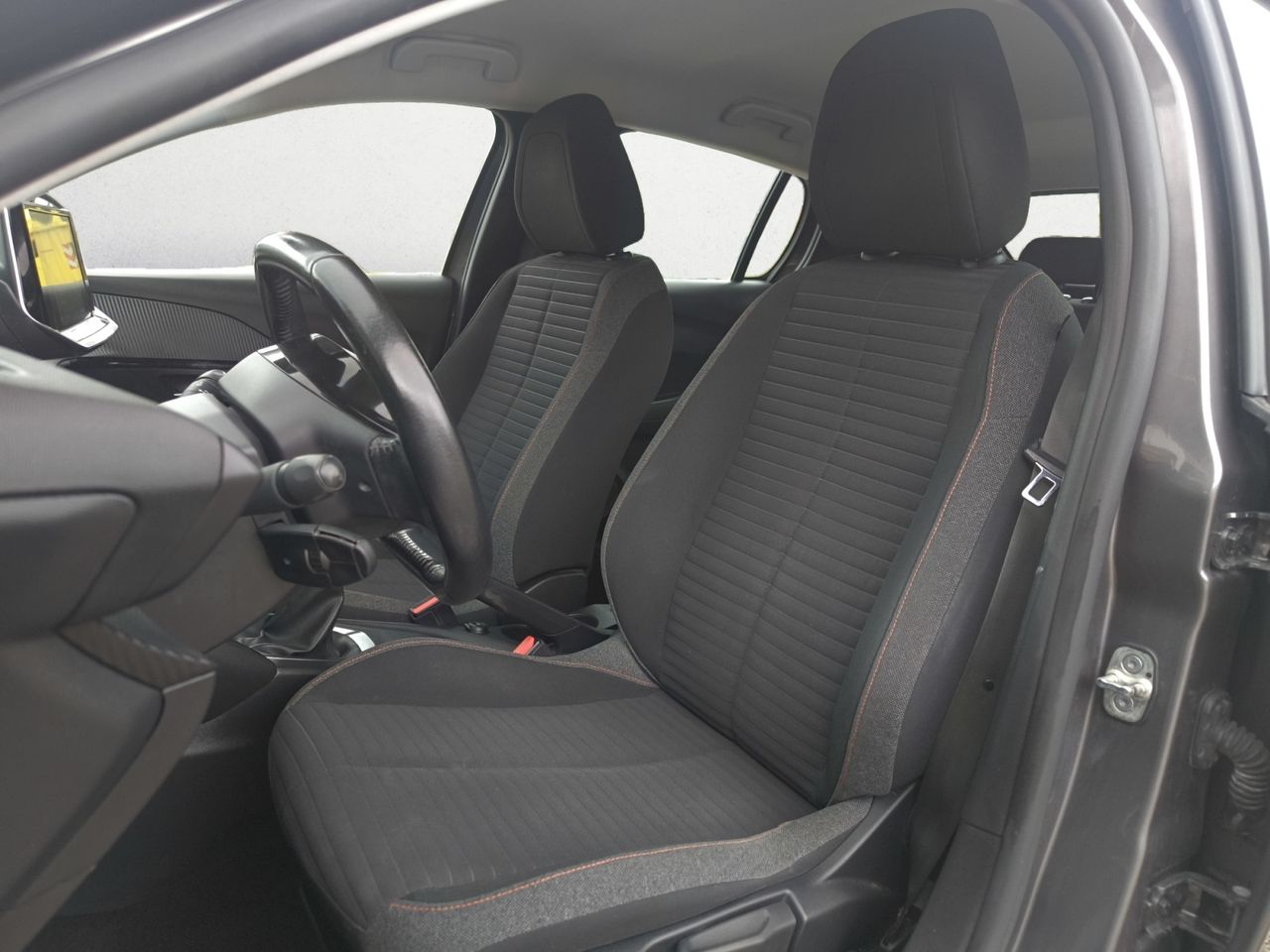 Peugeot 208 ACTIVE PURE TECH 75 CV  - Foto 2