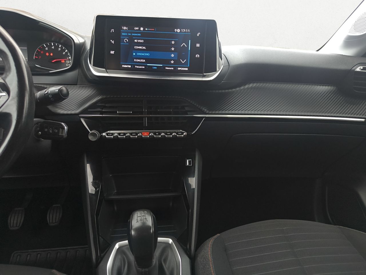 Peugeot 208 ACTIVE PURE TECH 75 CV  - Foto 2