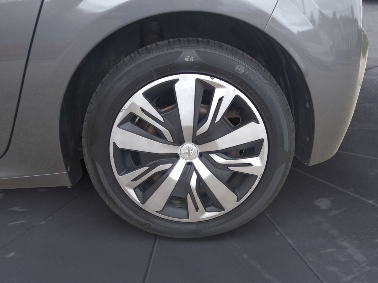 Peugeot 208 ACTIVE PURE TECH 75 CV  - Foto 2