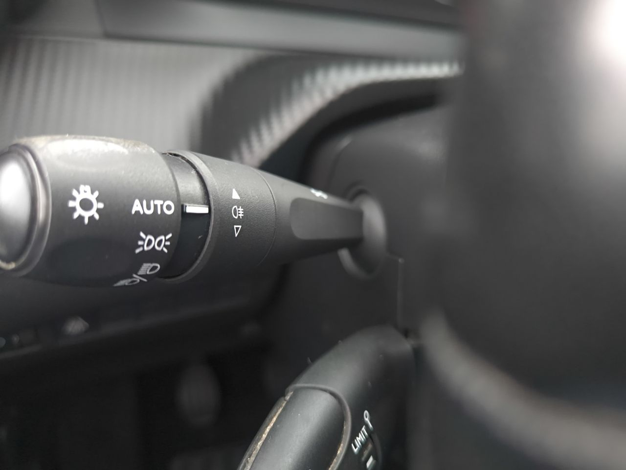 Peugeot 208 ACTIVE PURE TECH 75 CV  - Foto 2