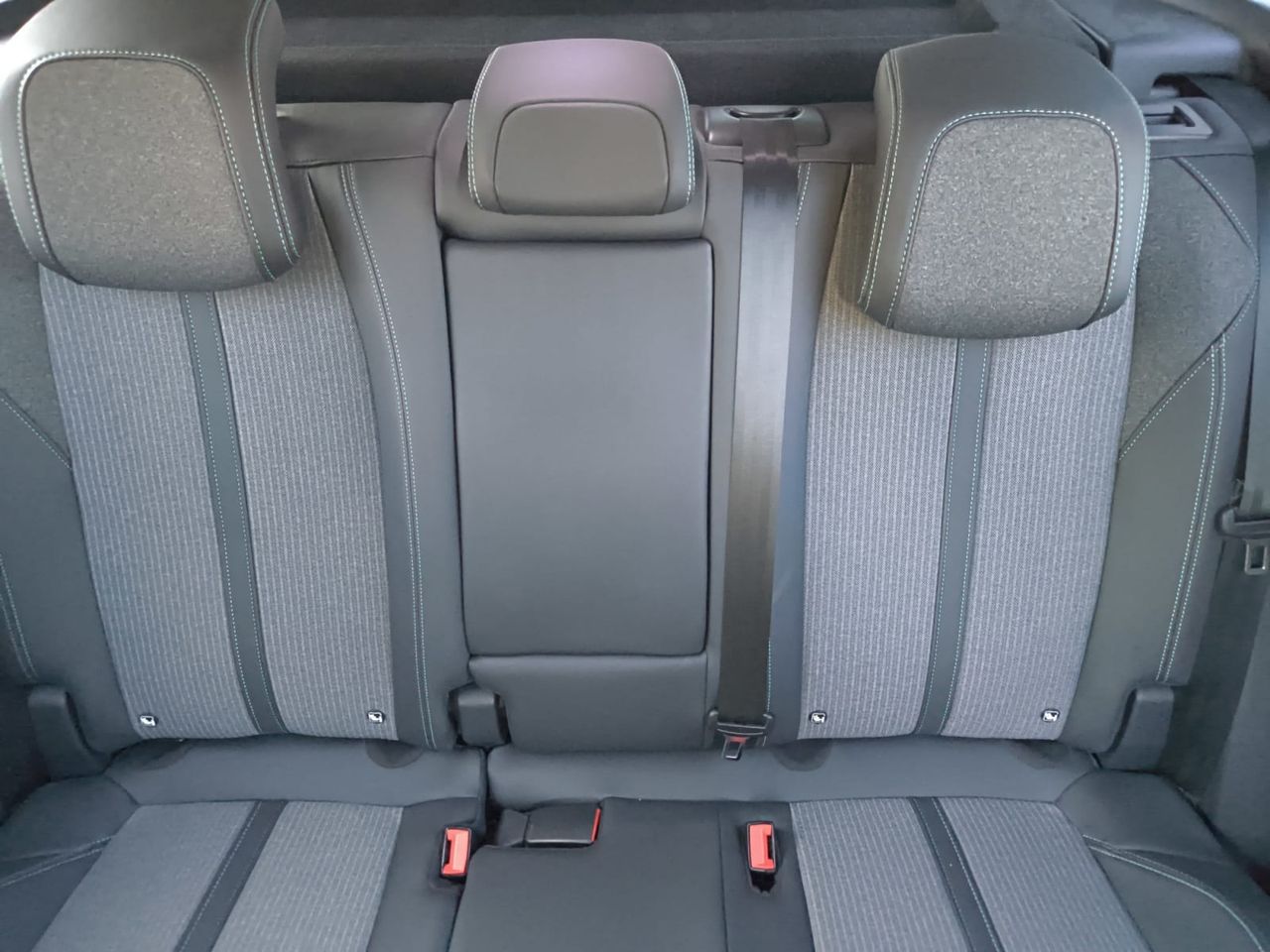 Peugeot 3008 ALLURE PACK BLUE HDI 130 CV  - Foto 2