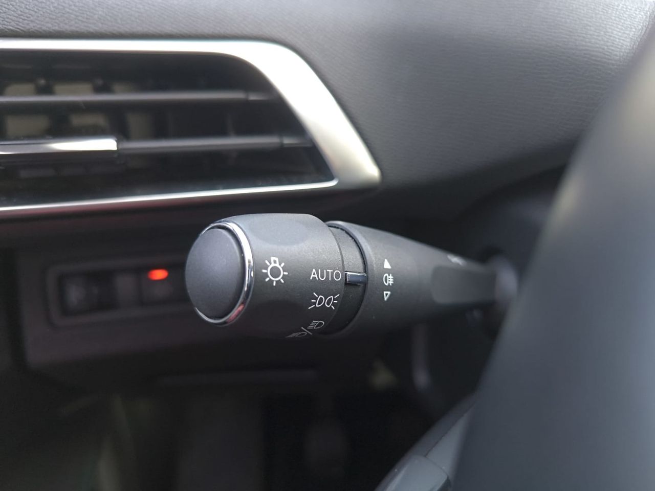 Peugeot 3008 ALLURE PACK BLUE HDI 130 CV  - Foto 2