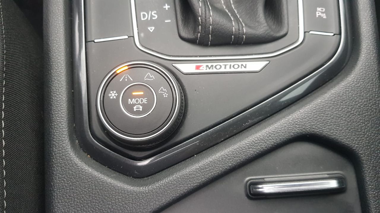 Volkswagen Tiguan SPORT 2.0 TDI 4 MOTION DSG 190 CV  - Foto 2