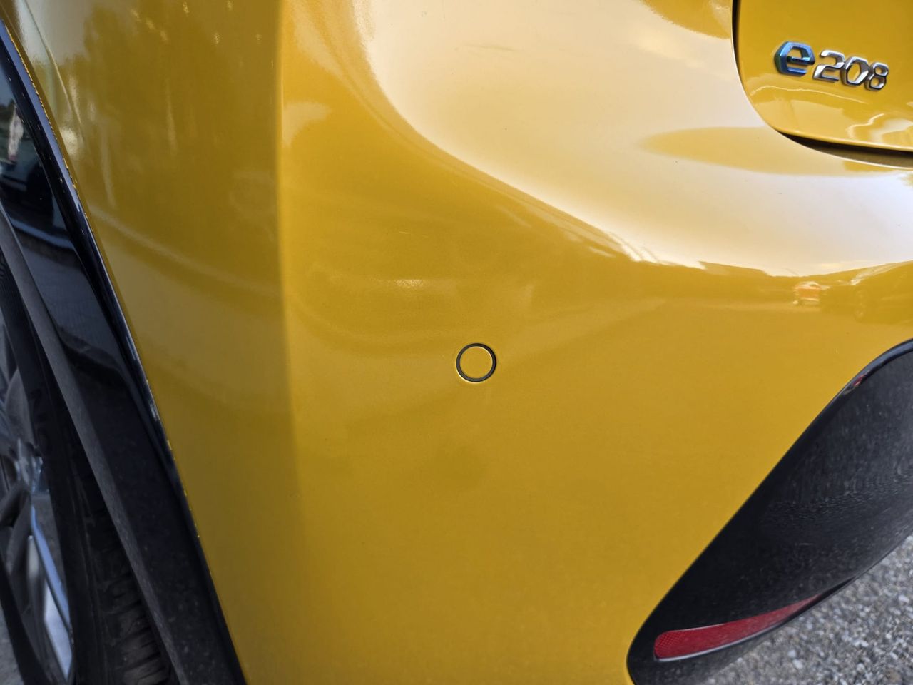 Peugeot e-208 ALLURE ELECTRICO 136 CV  - Foto 2