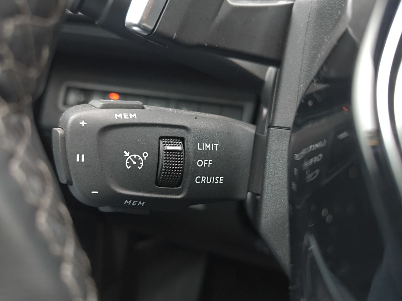 Peugeot 3008 Hybrid ALLURE PACK PLUG-IN HYBRID 225 e-EAT8  - Foto 2