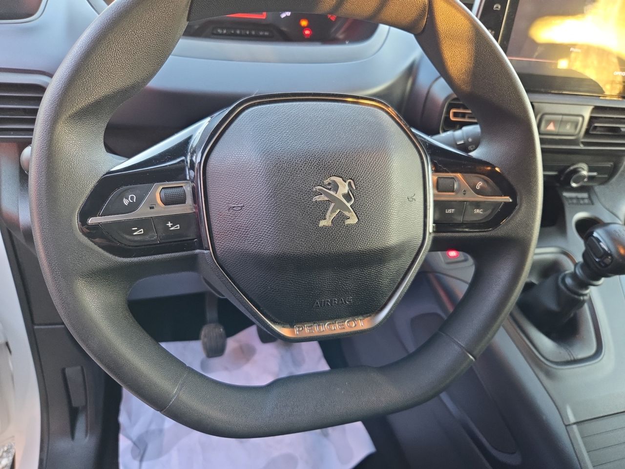 Peugeot Rifter ALLURE BUSINESS STANDARD BLUE HDI 100 CV  - Foto 2