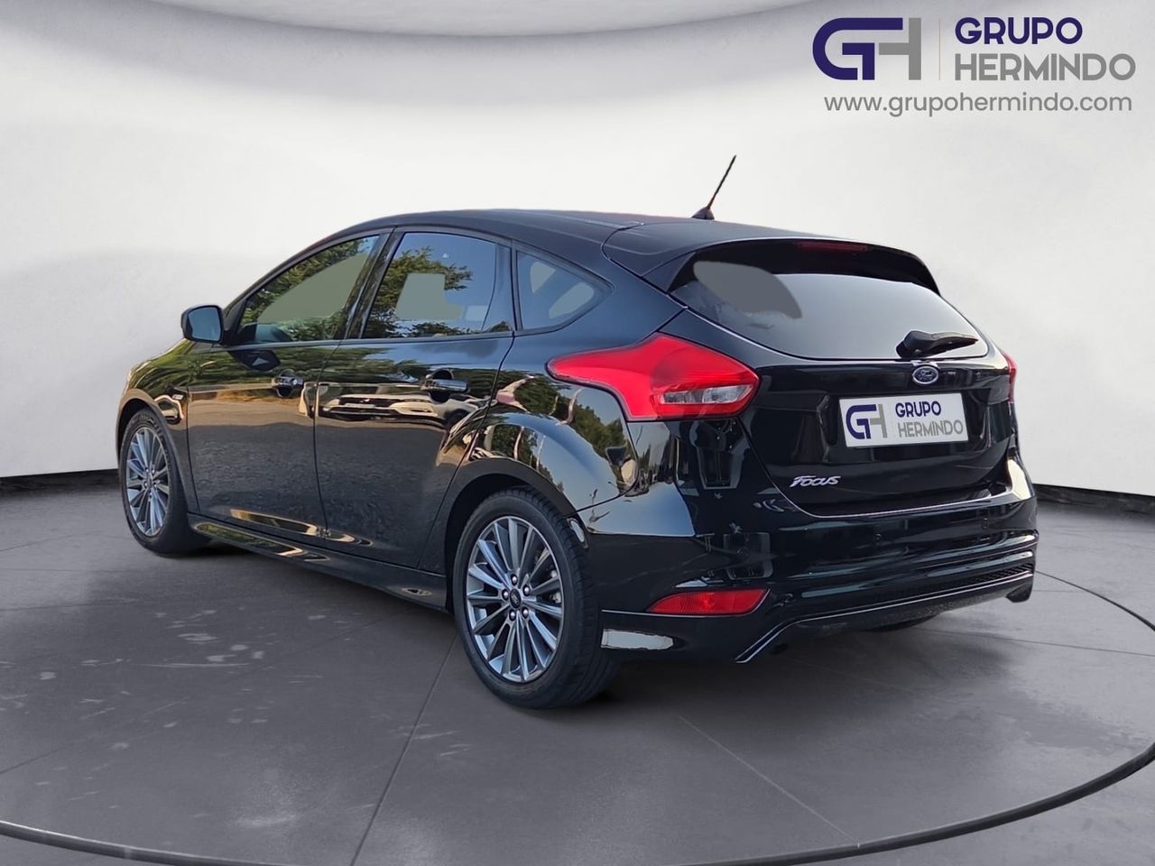 Ford Focus ST LINE SPORT 120 CV  - Foto 2