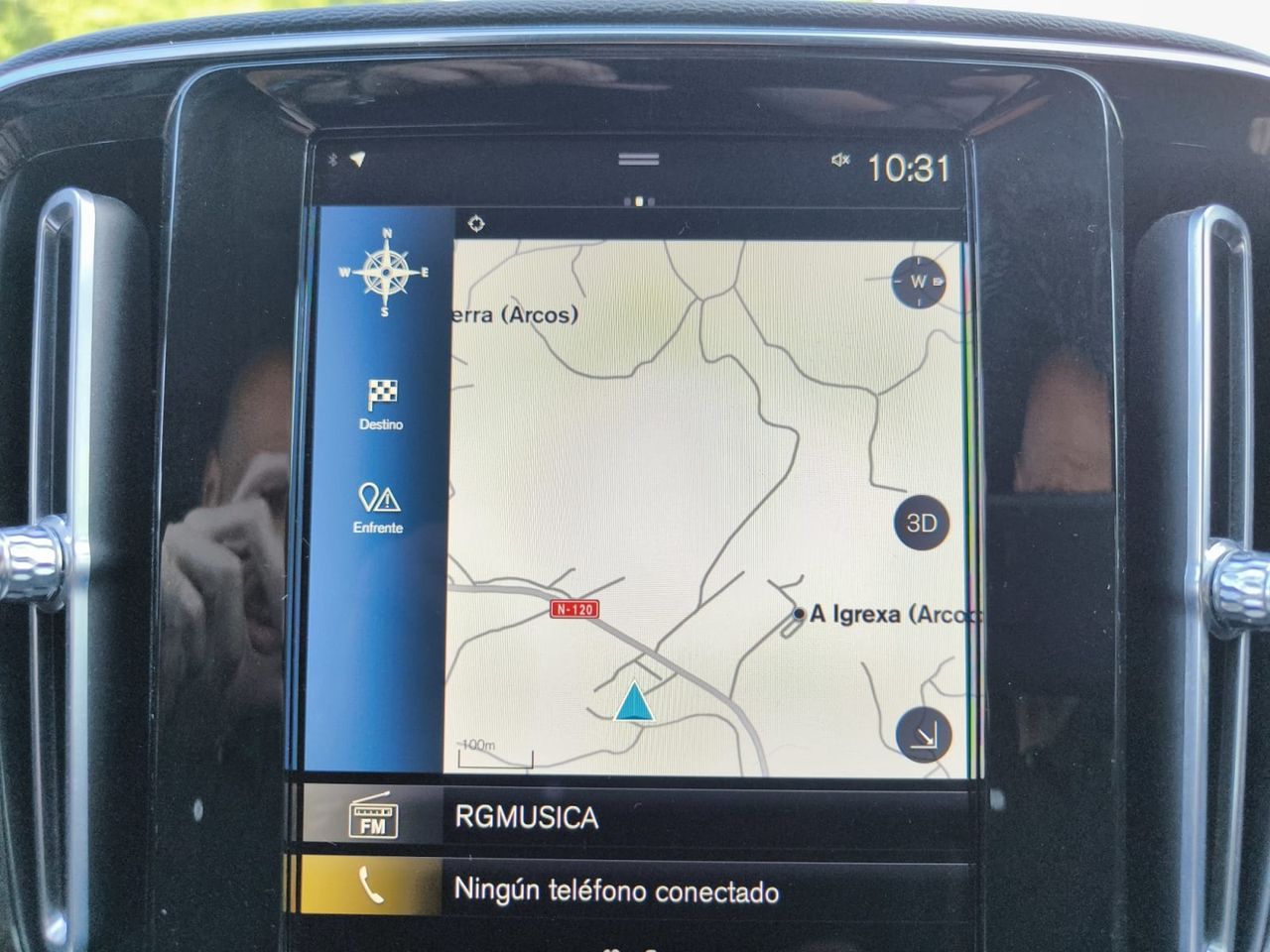 Volvo XC40 1.5 T3 MOMENTUM AUT  - Foto 2