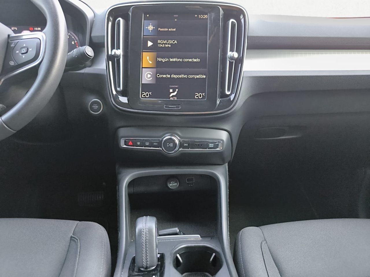 Volvo XC40 1.5 T3 MOMENTUM AUT  - Foto 2