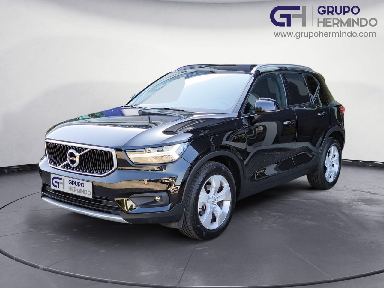 Volvo XC40 1.5 T3 MOMENTUM AUT  - Foto 2