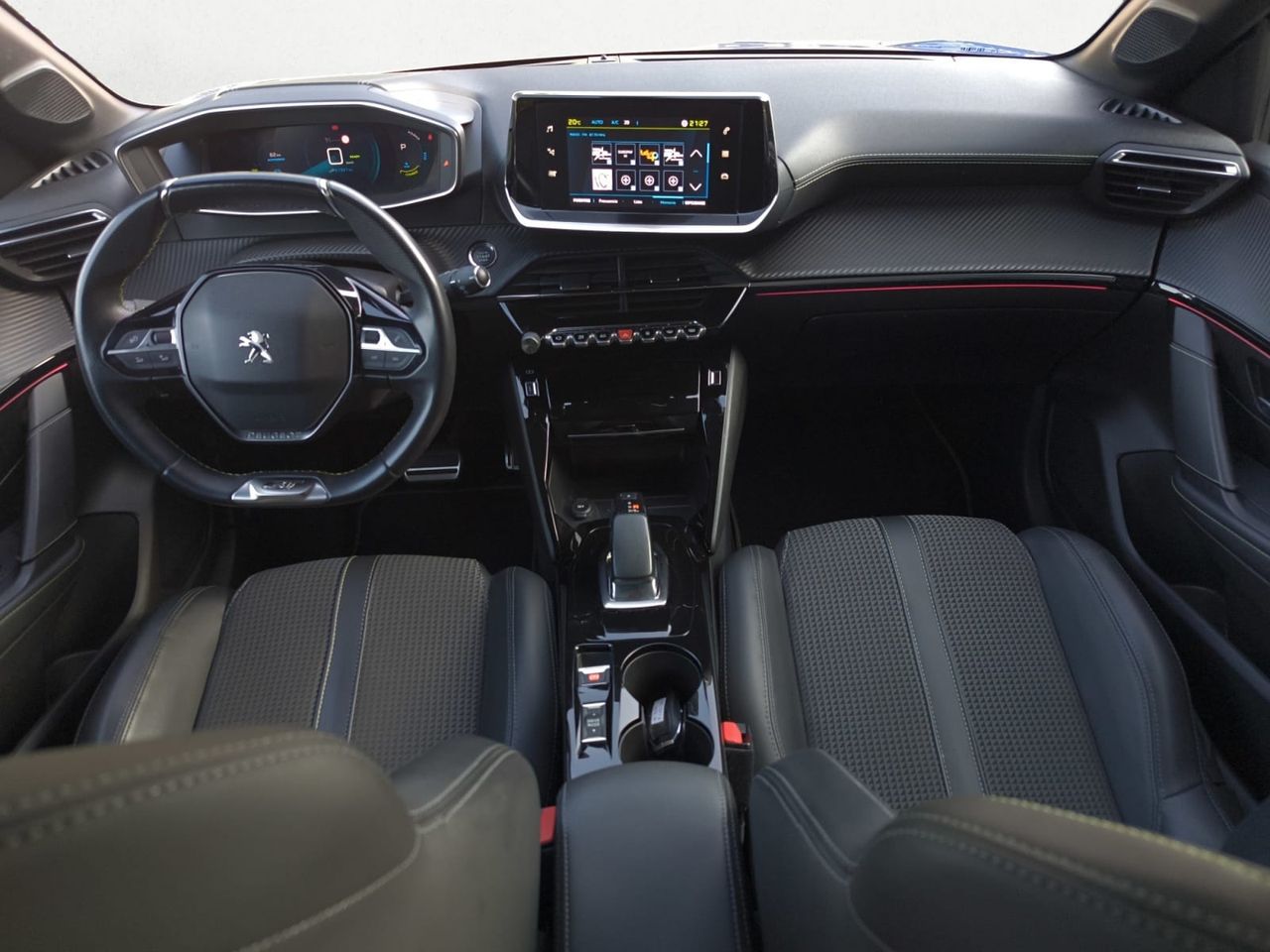 Peugeot e-208 GT LINE ELECTRICO 136 CV  - Foto 2