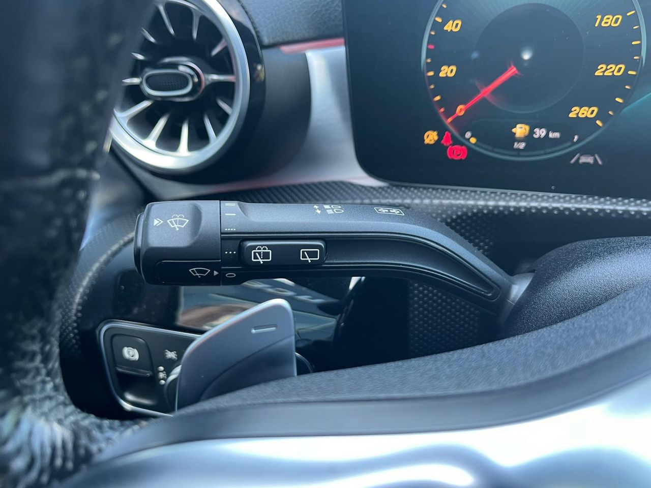 Mercedes CLA SHOOTING BRAKE 200 D DCT AMG LINE  + PAQUETE PREMIUM+SMARTPHONE  - Foto 2