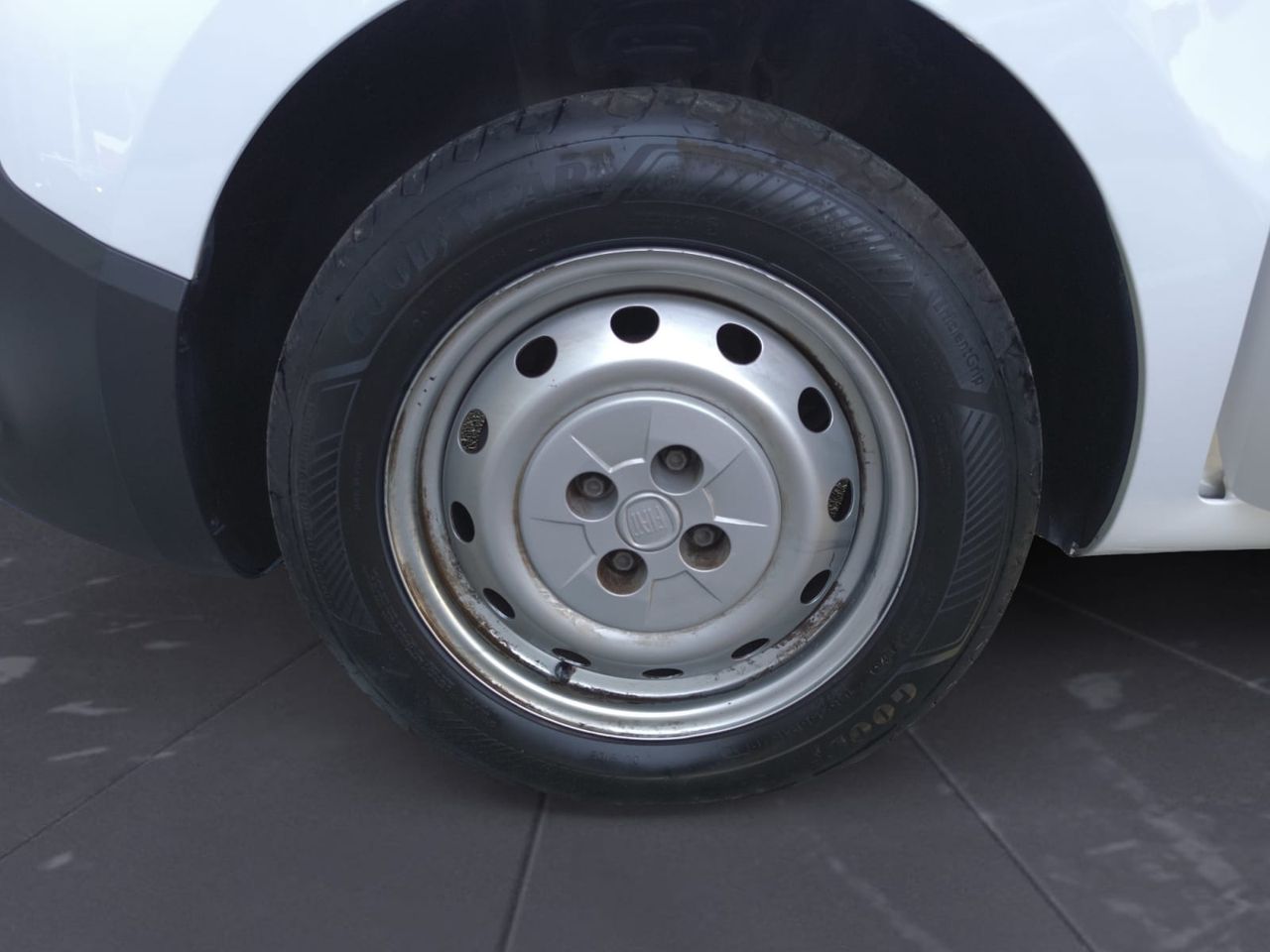 Fiat Fiorino CARGO SX N1 1.3 MJET 59 KW 80 CV  - Foto 2