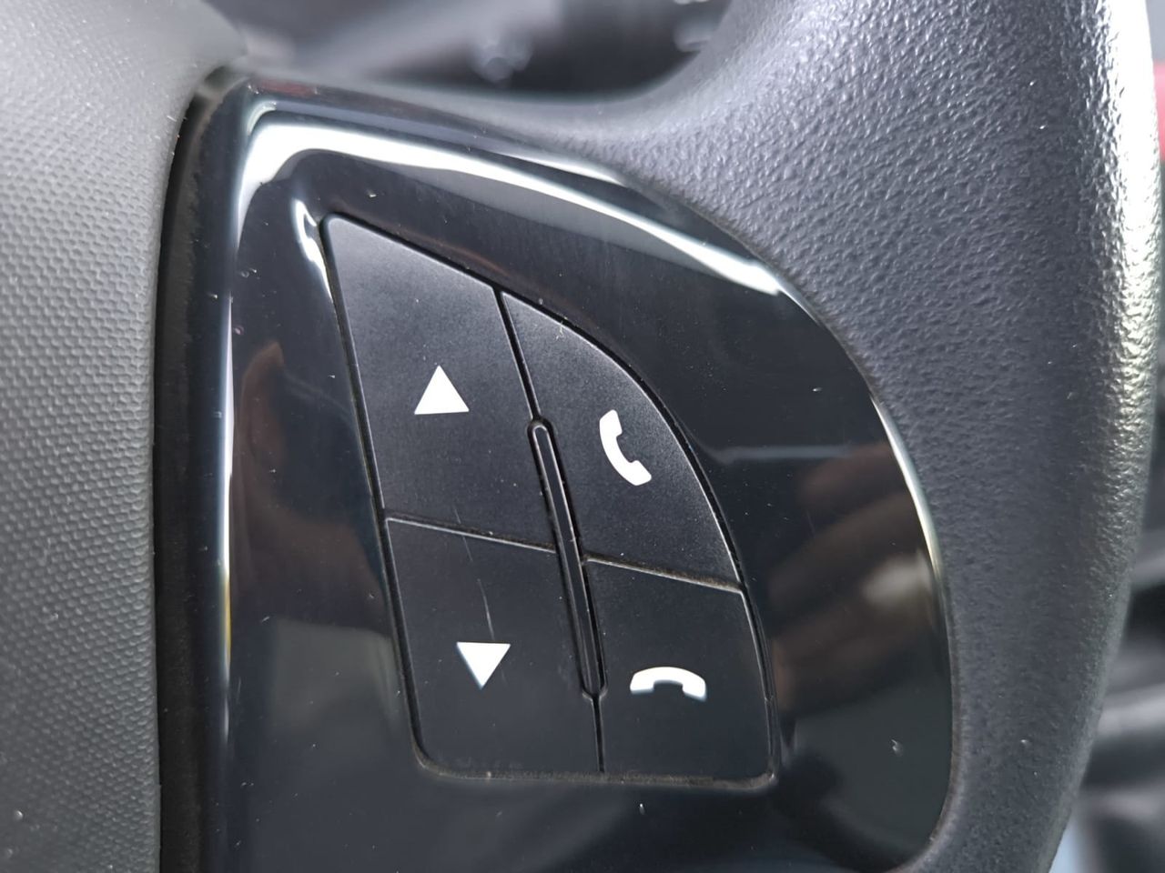 Fiat Fiorino CARGO SX N1 1.3 MJET 59 KW 80 CV  - Foto 2