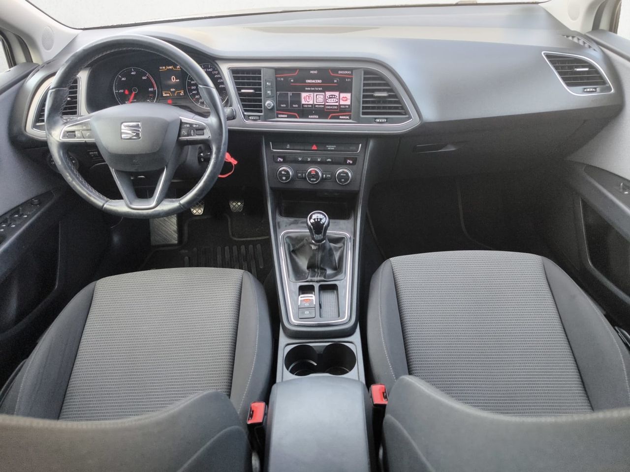 Seat Leon STYLE 1.6 TDI 115 CV  - Foto 2