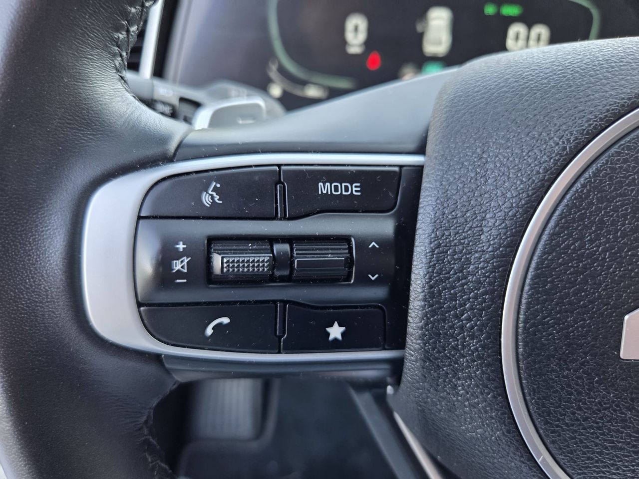 Kia Sportage 1.6 TGDI HEV DRIVE 230 CV  - Foto 2