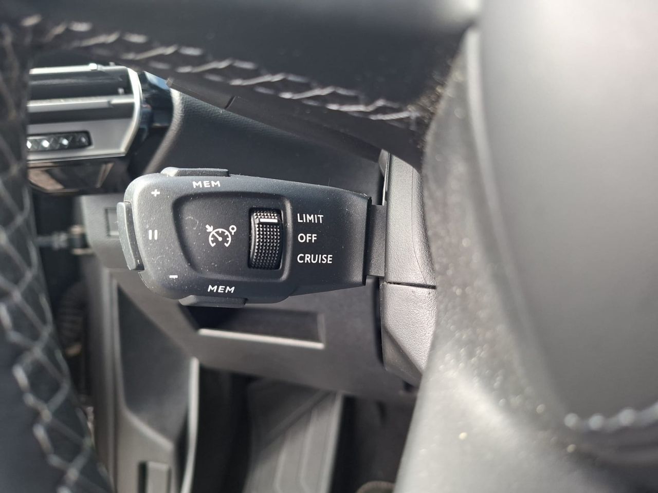 DS DS 7 CROSSBACK E TENSE 4X4 GRAND CHIC  - Foto 2