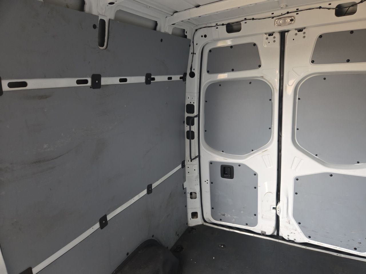 Mercedes Sprinter 315 CDI MEDIO 3.5 T T ALTO  - Foto 2