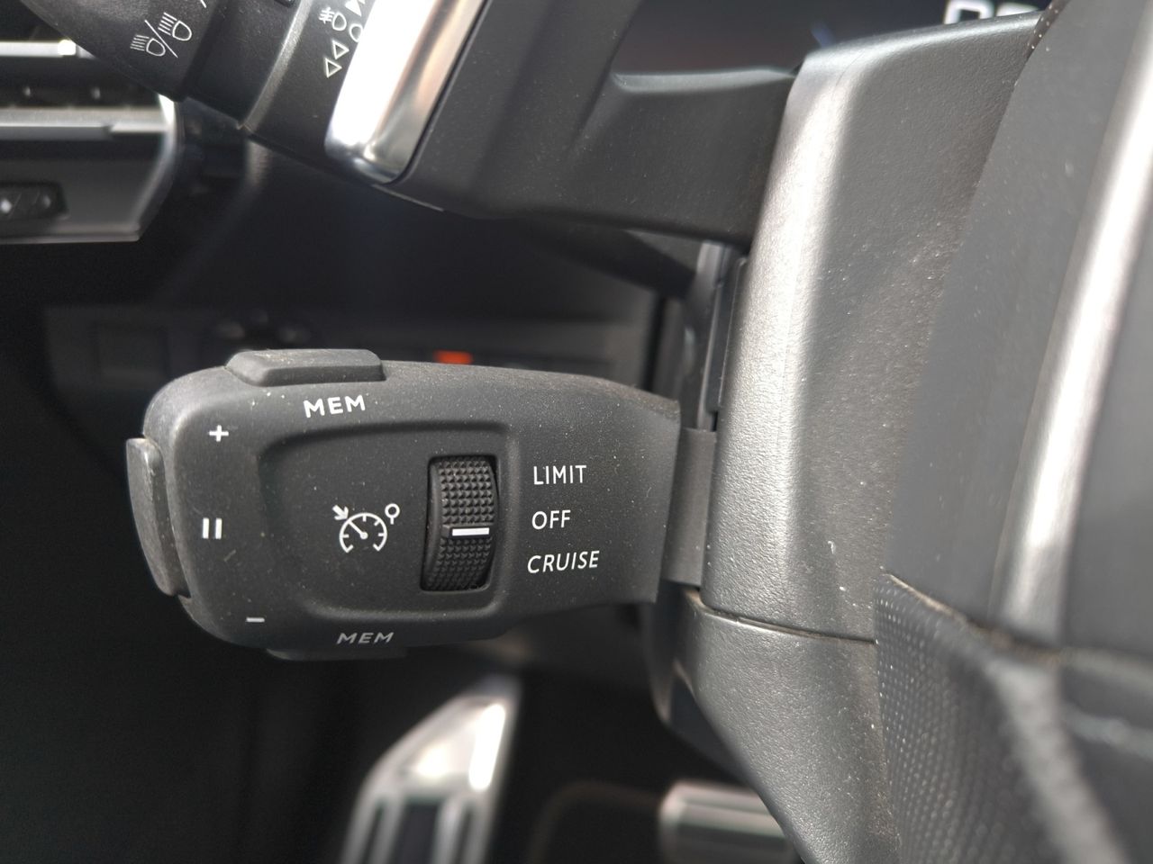 DS DS 7 CROOSBACK E TENSE 225 PERFORMANCE LINE  - Foto 2