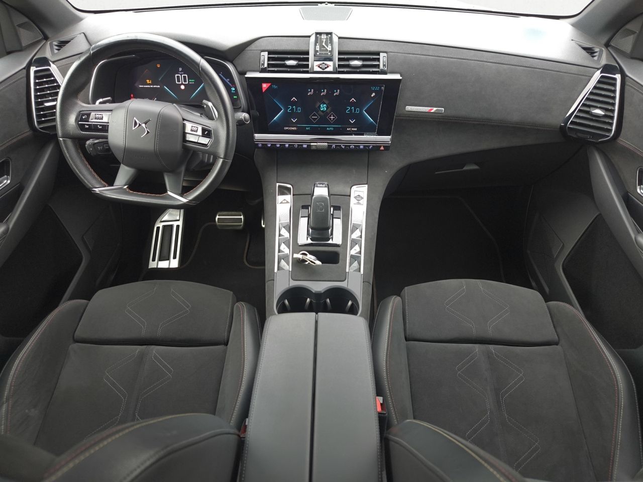 DS DS 7 CROOSBACK E TENSE 225 PERFORMANCE LINE  - Foto 2