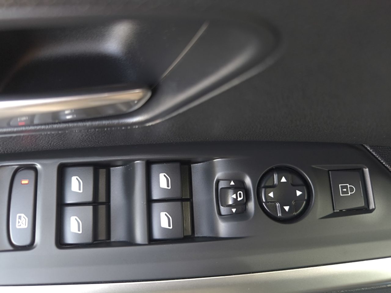 Peugeot 3008 Hybrid 3008 Allure HYBRID 145 e-DCS6  - Foto 2