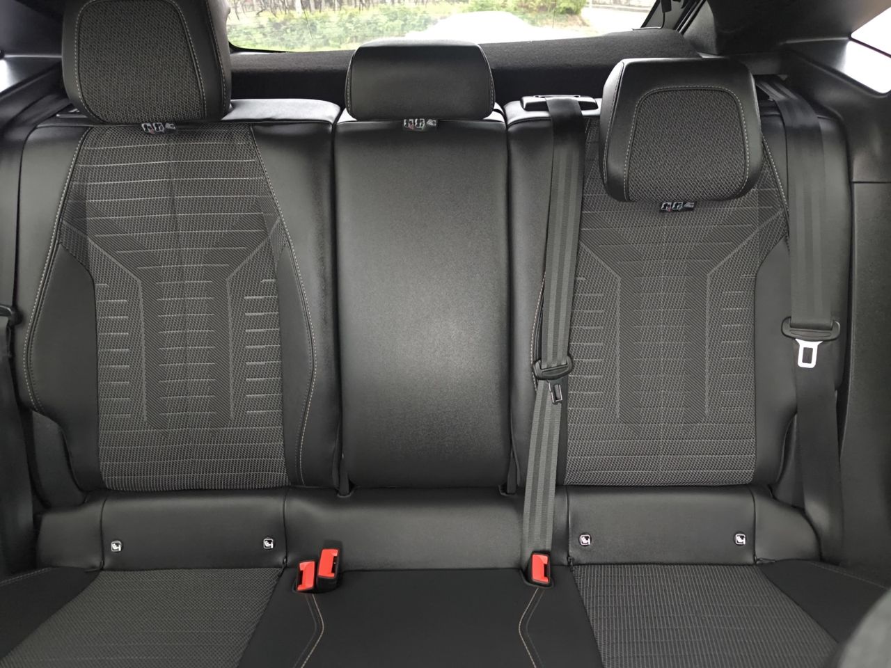 Peugeot 3008 Hybrid 3008 Allure HYBRID 145 e-DCS6  - Foto 2