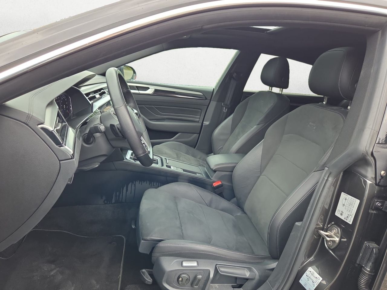 Volkswagen Arteon R LINE 2.0 TDI 200 CV DSG  - Foto 2