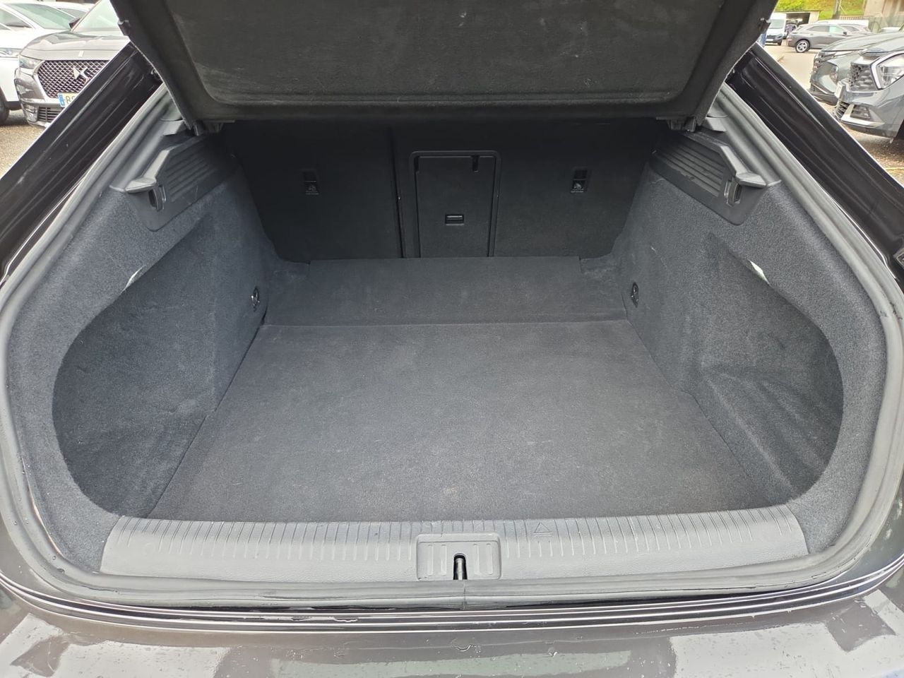 Volkswagen Arteon R LINE 2.0 TDI 200 CV DSG  - Foto 2