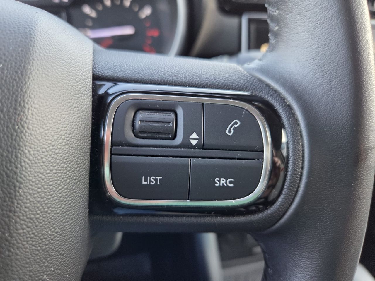 Citroën C3 Aircross SHINE BLUE HDI 120 CV EAT6  - Foto 2