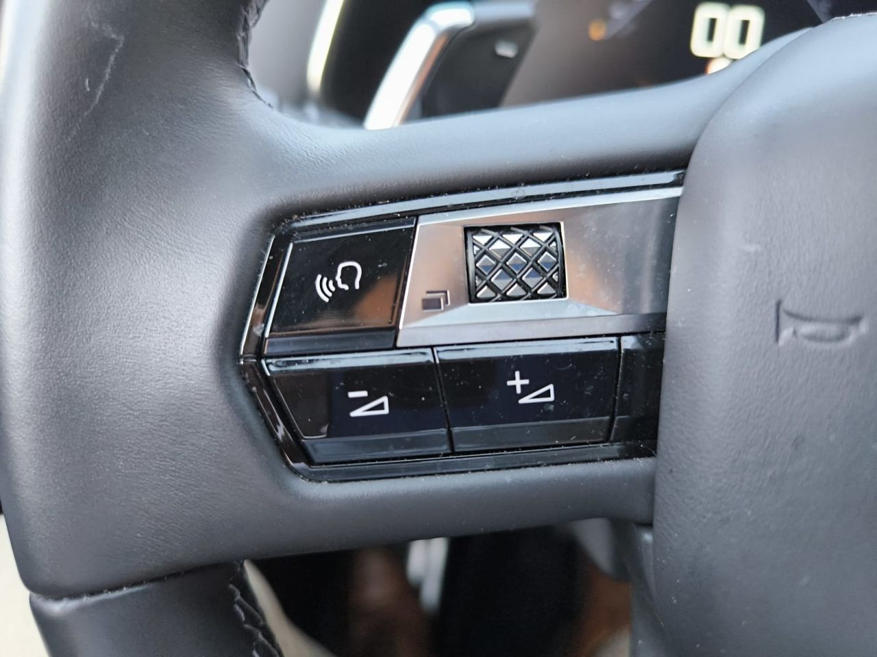 DS DS 7 PURE TECH 180 AUT GRAND CHIC  - Foto 2