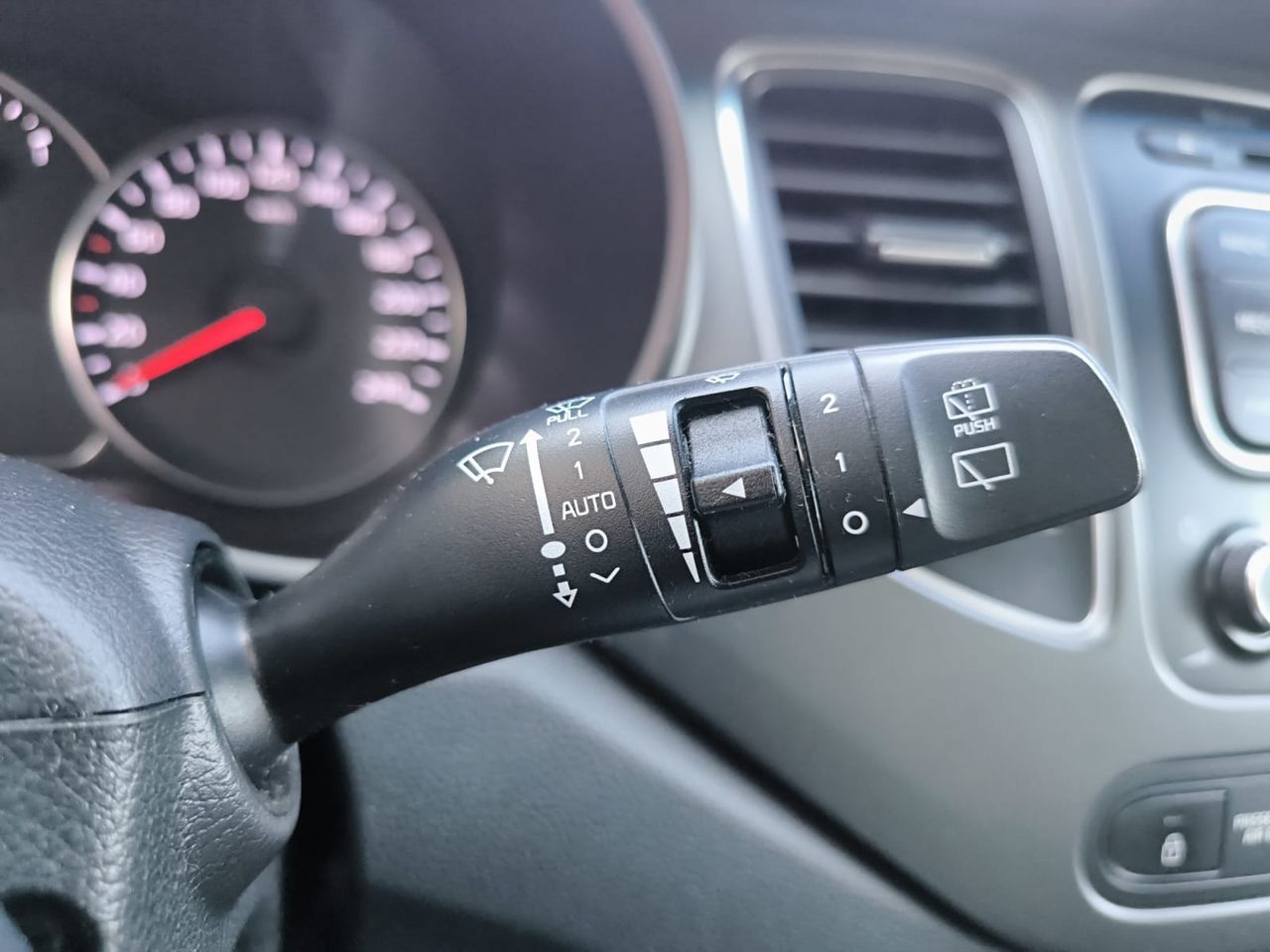 Kia Carens 1.6 GDI CONCEPT 135 CV  - Foto 2