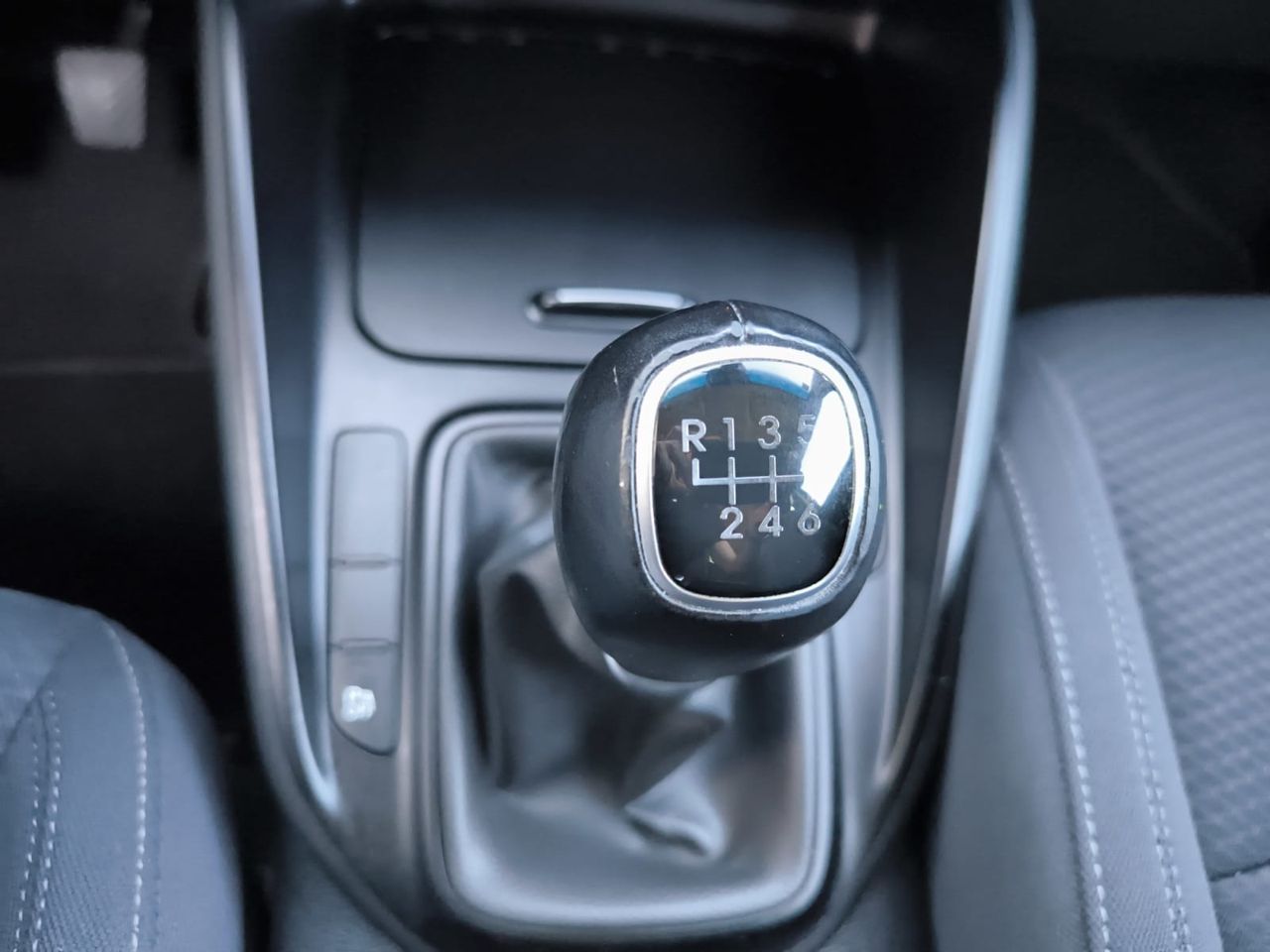 Kia Carens 1.6 GDI CONCEPT 135 CV  - Foto 2