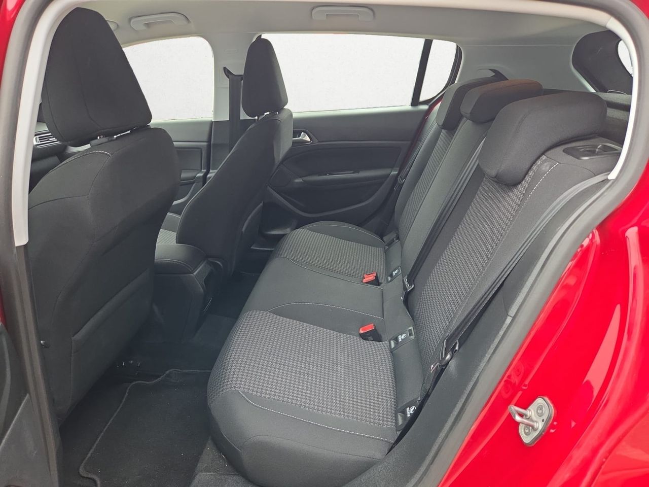 Peugeot 308 ACTIVE PACK BLUE HDI 130 CV  - Foto 2