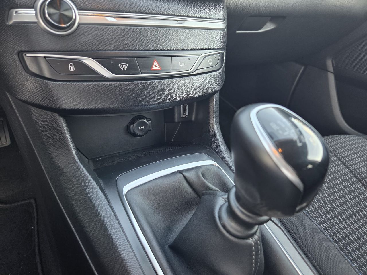 Peugeot 308 STYLE BLUE HDI 130 CV  - Foto 2