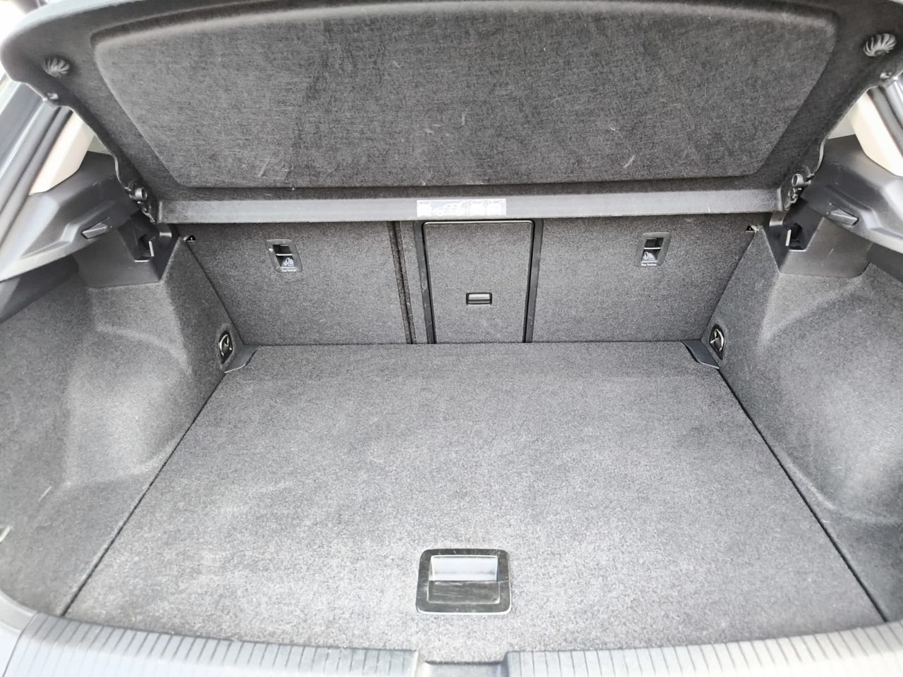 Volkswagen T-Roc ADVANCE 2.0 TDI 150 CV DSG  - Foto 2