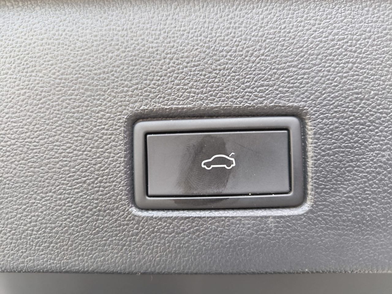 Volkswagen T-Roc ADVANCE 2.0 TDI 150 CV DSG  - Foto 2