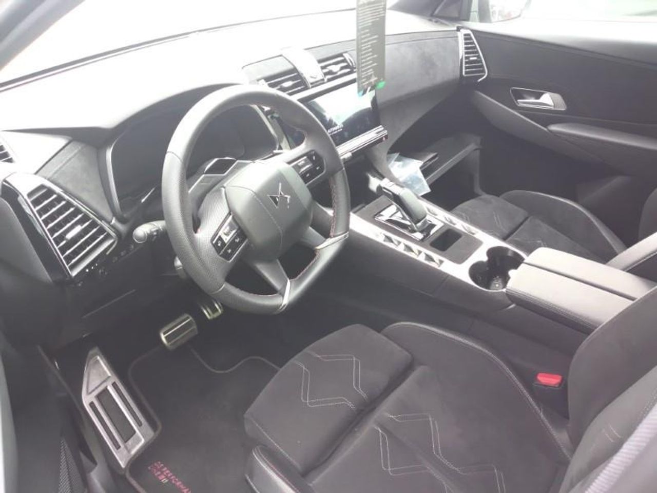 DS DS 7 Crossback E TENSE 4X4 300 PERFORMANCE LINE +  - Foto 2