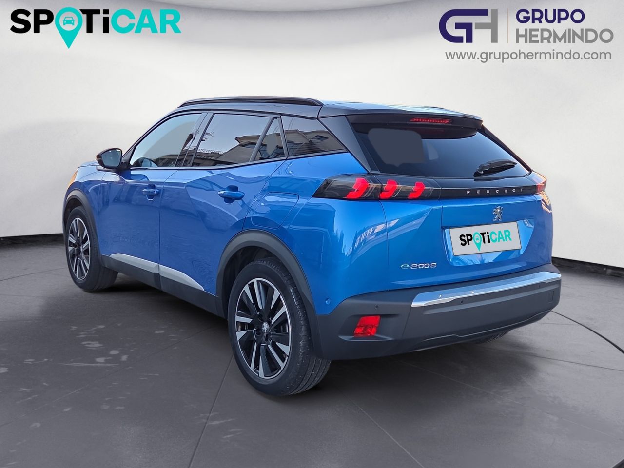 Peugeot e-2008 GT  ELECTRICO 136 CV  - Foto 2