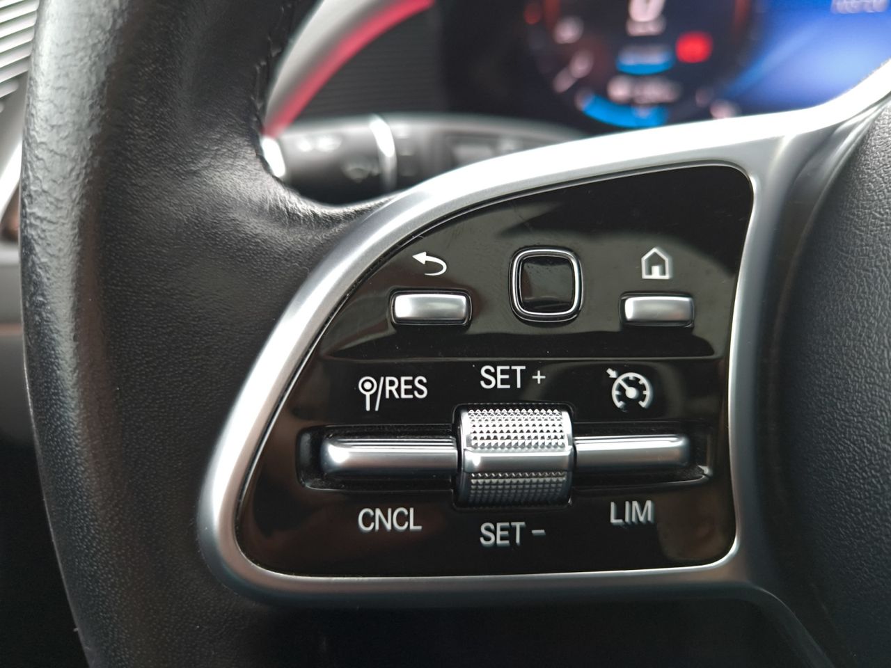 Mercedes EQC 400 4 MATIC  - Foto 2