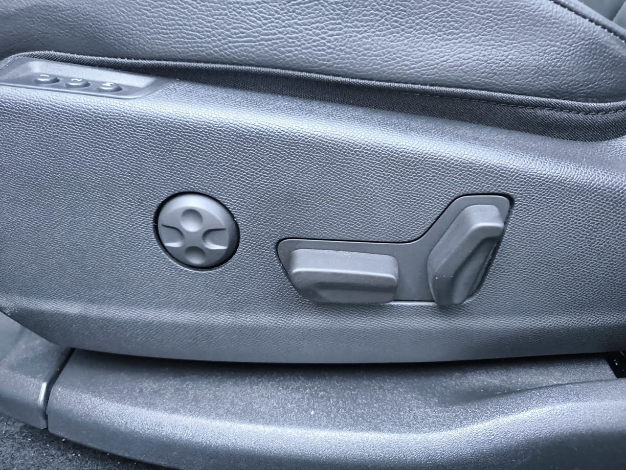 DS DS 7 ETENSE 225 RIVOLI EAT8  - Foto 2