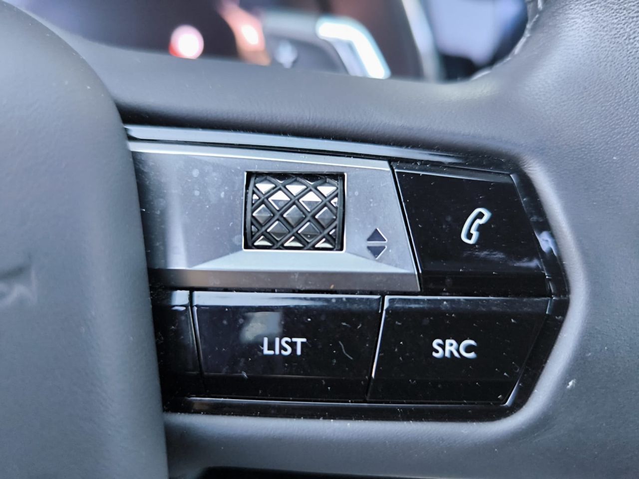 DS DS 7 ETENSE 225 RIVOLI EAT8  - Foto 2