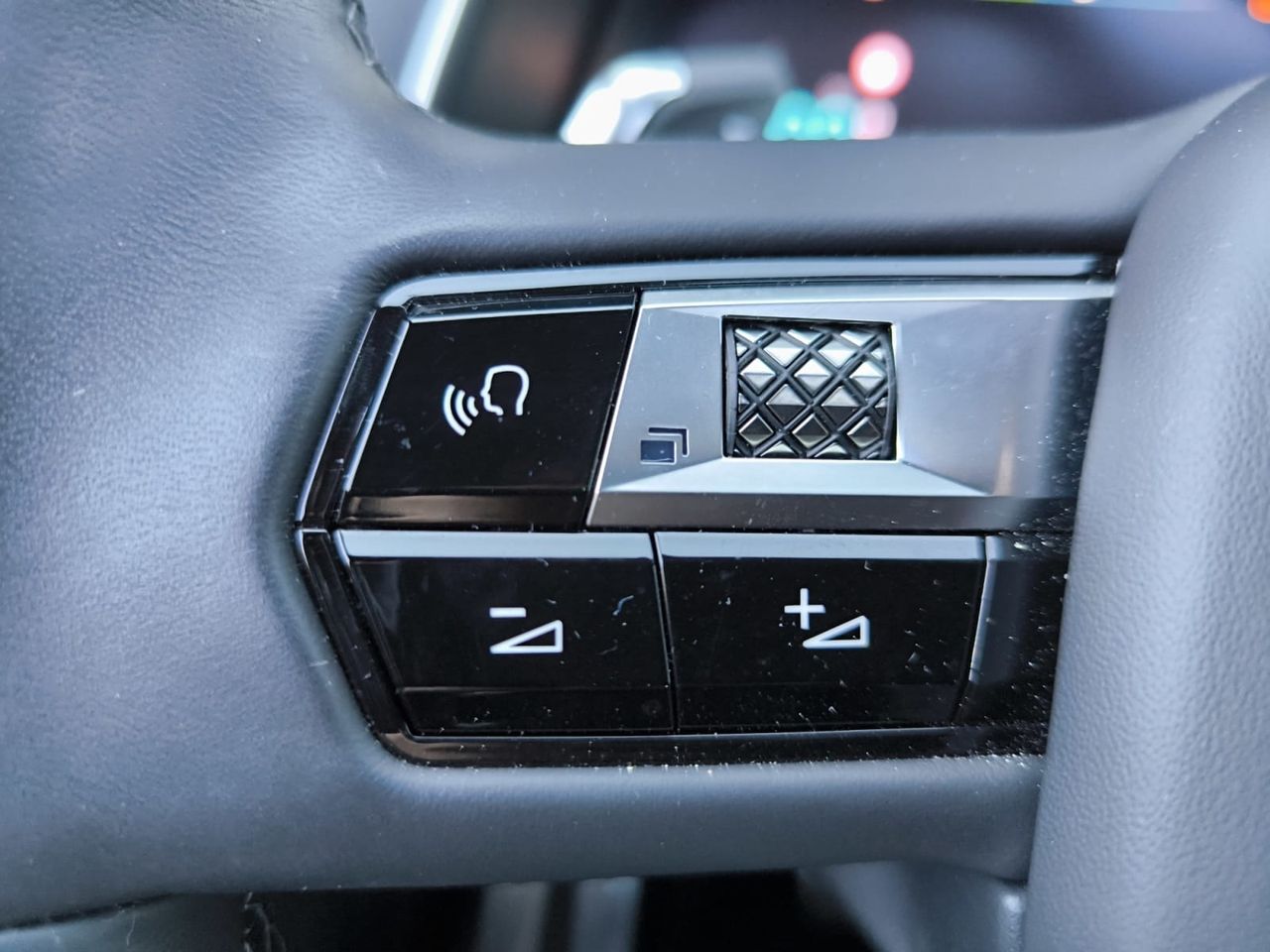 DS DS 7 ETENSE 225 RIVOLI EAT8  - Foto 2