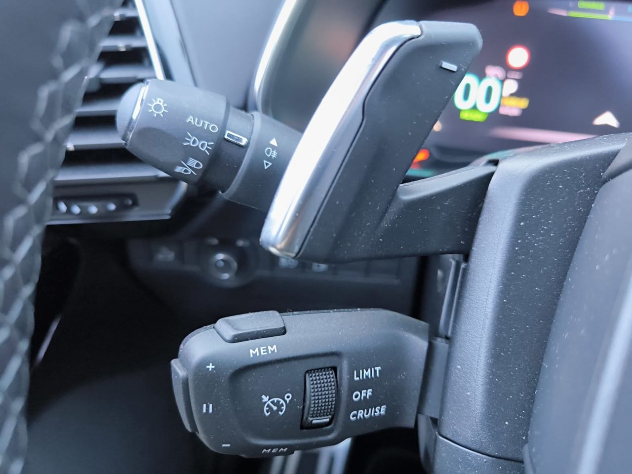 DS DS 7 ETENSE 225 RIVOLI EAT8  - Foto 2