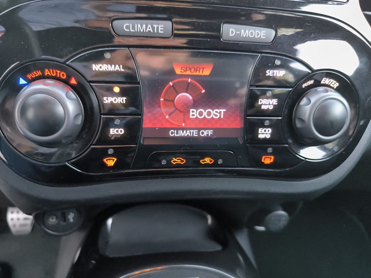 Nissan Juke 1.6 DIGT NISMO 4X2 200 CV  - Foto 2